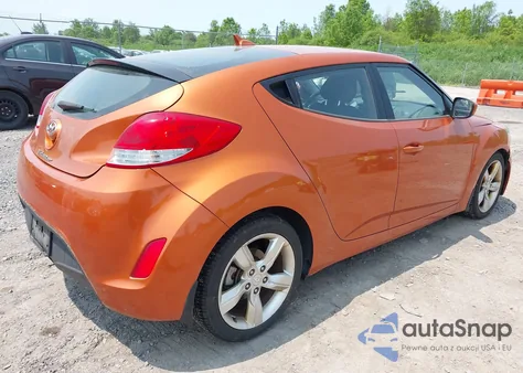 2012 Hyundai Veloster Base W/Black z USA, uszkodzony, nr VIN KMHTC6AD0CU043402